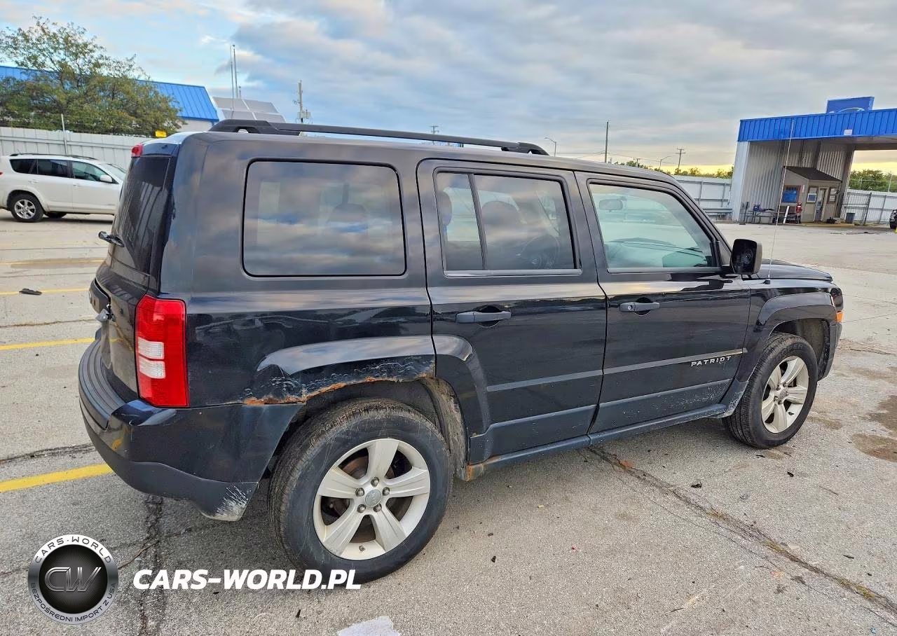 2012 Jeep Patriot Sport VIN:1C4NJRBBXCD577069 - 3