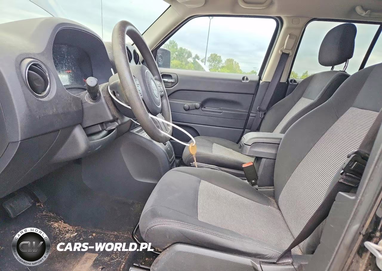 2012 Jeep Patriot Sport VIN:1C4NJRBBXCD577069 - 7