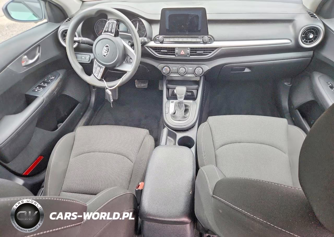 2021 Kia Forte Lxs VIN:3KPF24AD1ME266606 - 8