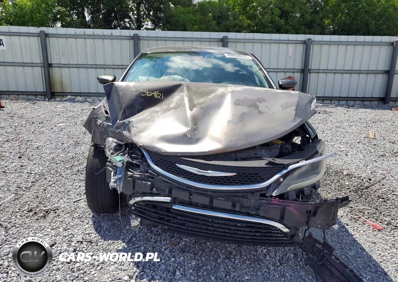 2015 Chrysler 200 Limited VIN:1C3CCCAB3FN637924 - 5
