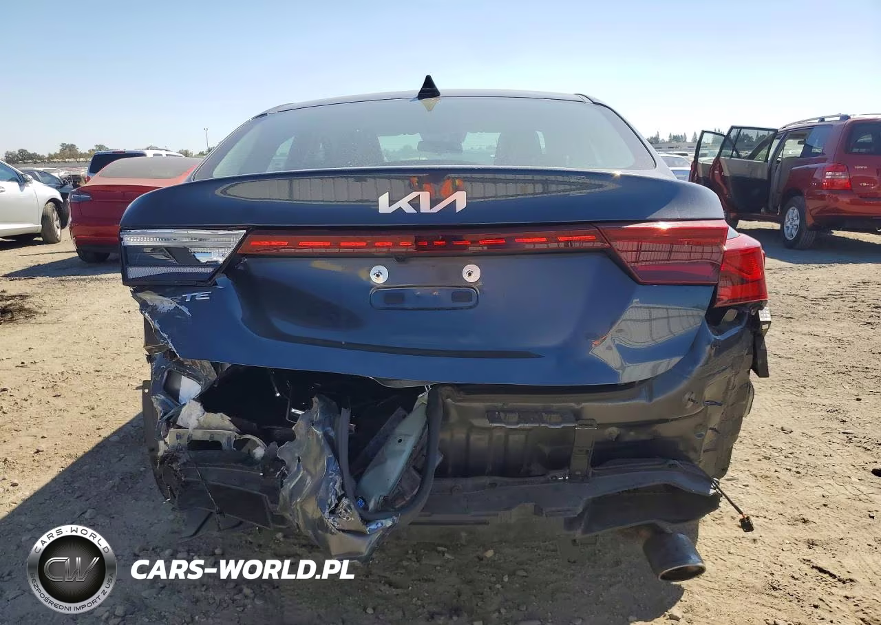 2023 Kia Forte Lxs VIN:3KPF24AD2PE554977 - 6