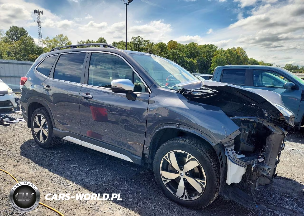 2020 Subaru Forester Touring VIN:JF2SKAXC4LH406251 - 4