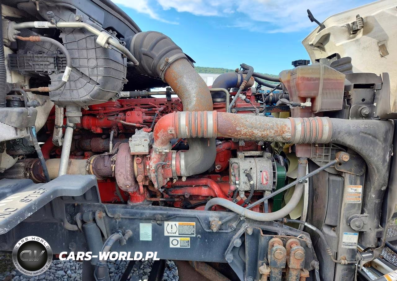 2020 Peterbilt 579 Semi Truck VIN:1XPBA48XXLD685747 - 10