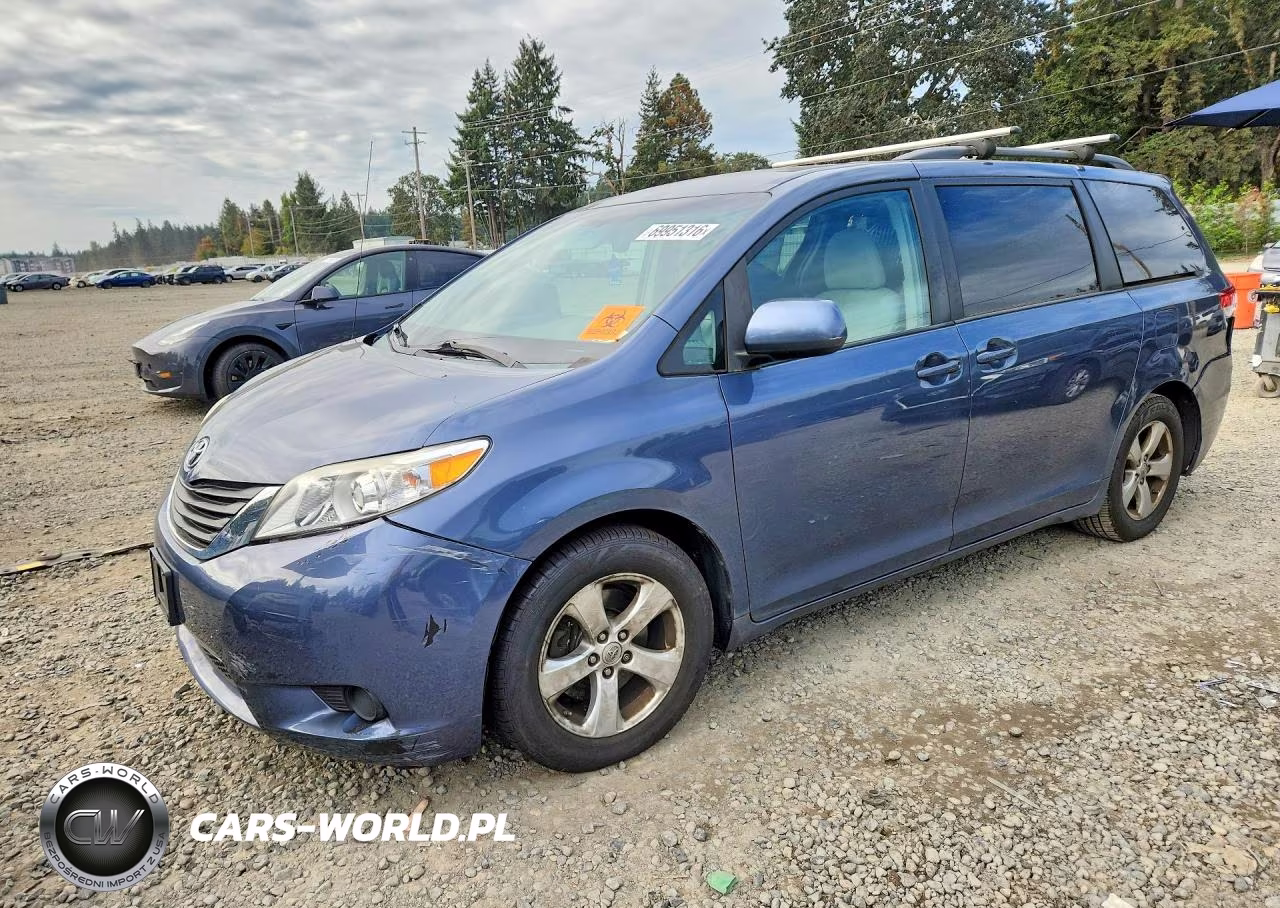 2014 Toyota Sienna Le