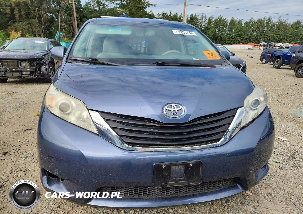 2014 Toyota Sienna Le VIN:5TDKK3DC9ES517536 - 5