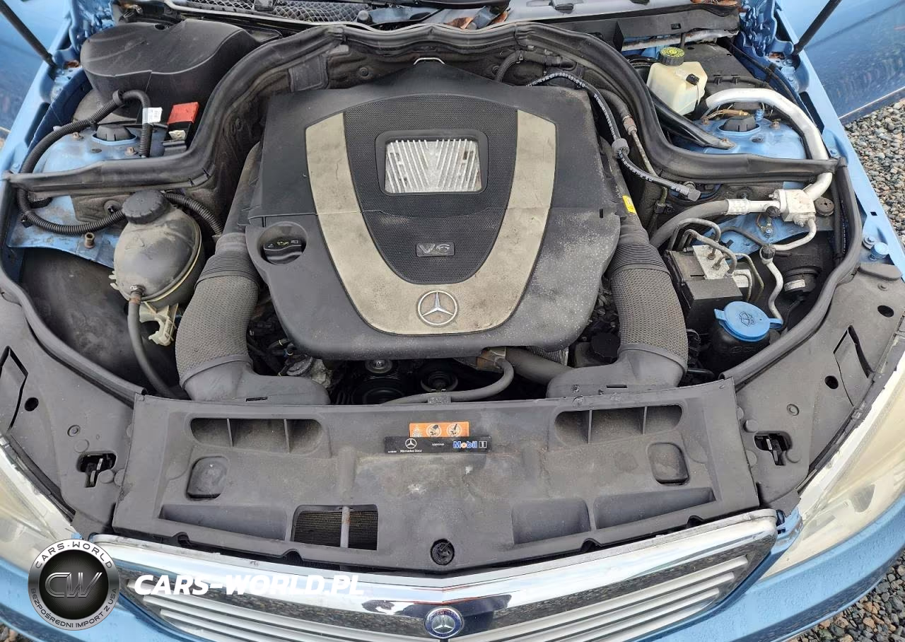 2011 Mercedes-Benz C 300 VIN:WDDGF5EBXBR184260 - 11