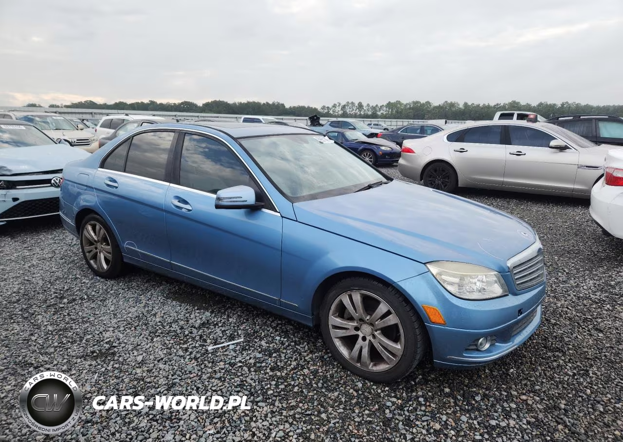 2011 Mercedes-Benz C 300 VIN:WDDGF5EBXBR184260 - 4