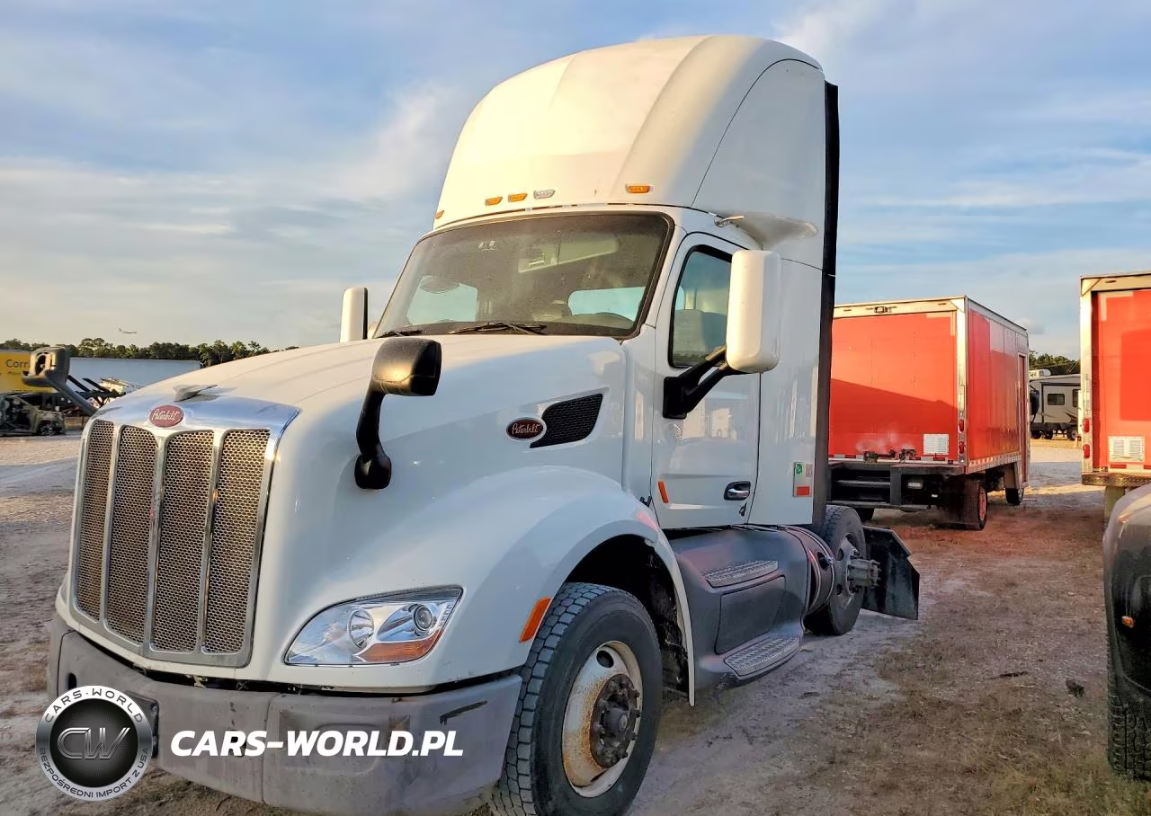 2016 Peterbilt 579 Semi Truck VIN:1XPBA48X2GD339729 - 1
