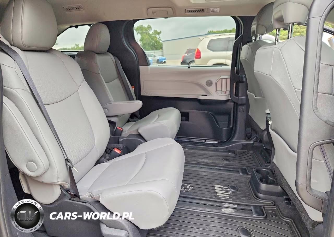2026 Toyota Sienna Xle 7-Passenger VIN:5TDYSKFC0TS248678 - 11