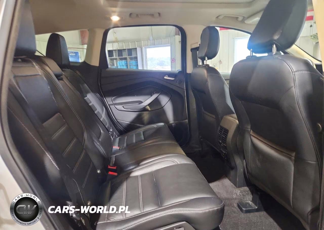 2018 Ford Escape Titanium VIN:1FMCU9J93JUB18228 - 11