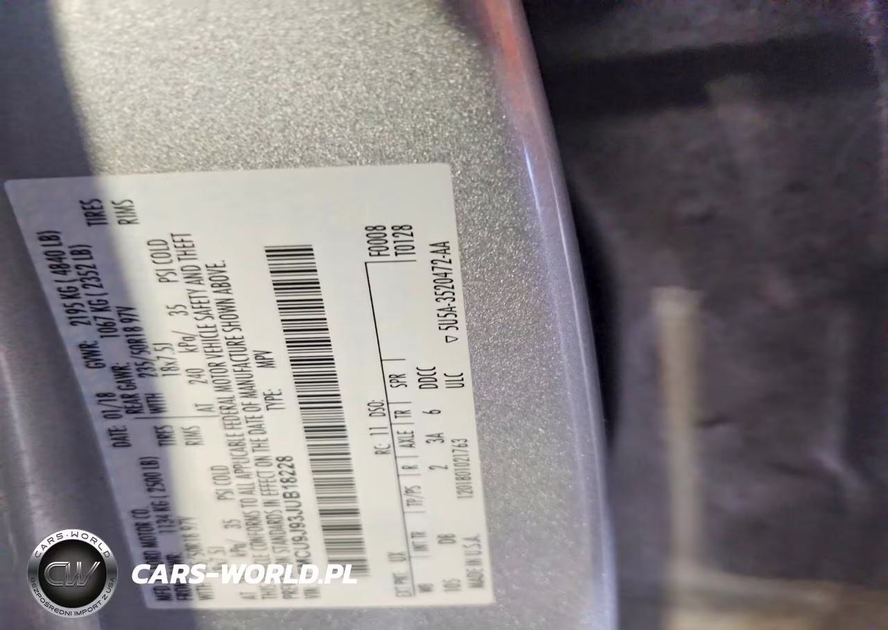 2018 Ford Escape Titanium VIN:1FMCU9J93JUB18228 - 13