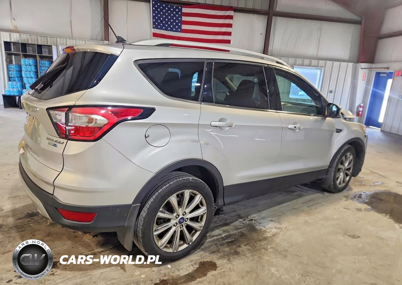2018 Ford Escape Titanium VIN:1FMCU9J93JUB18228 - 3