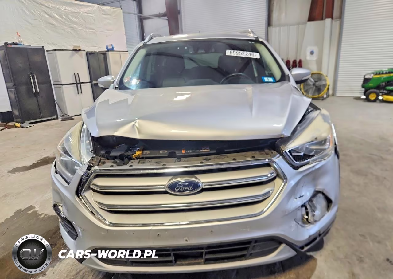 2018 Ford Escape Titanium VIN:1FMCU9J93JUB18228 - 5