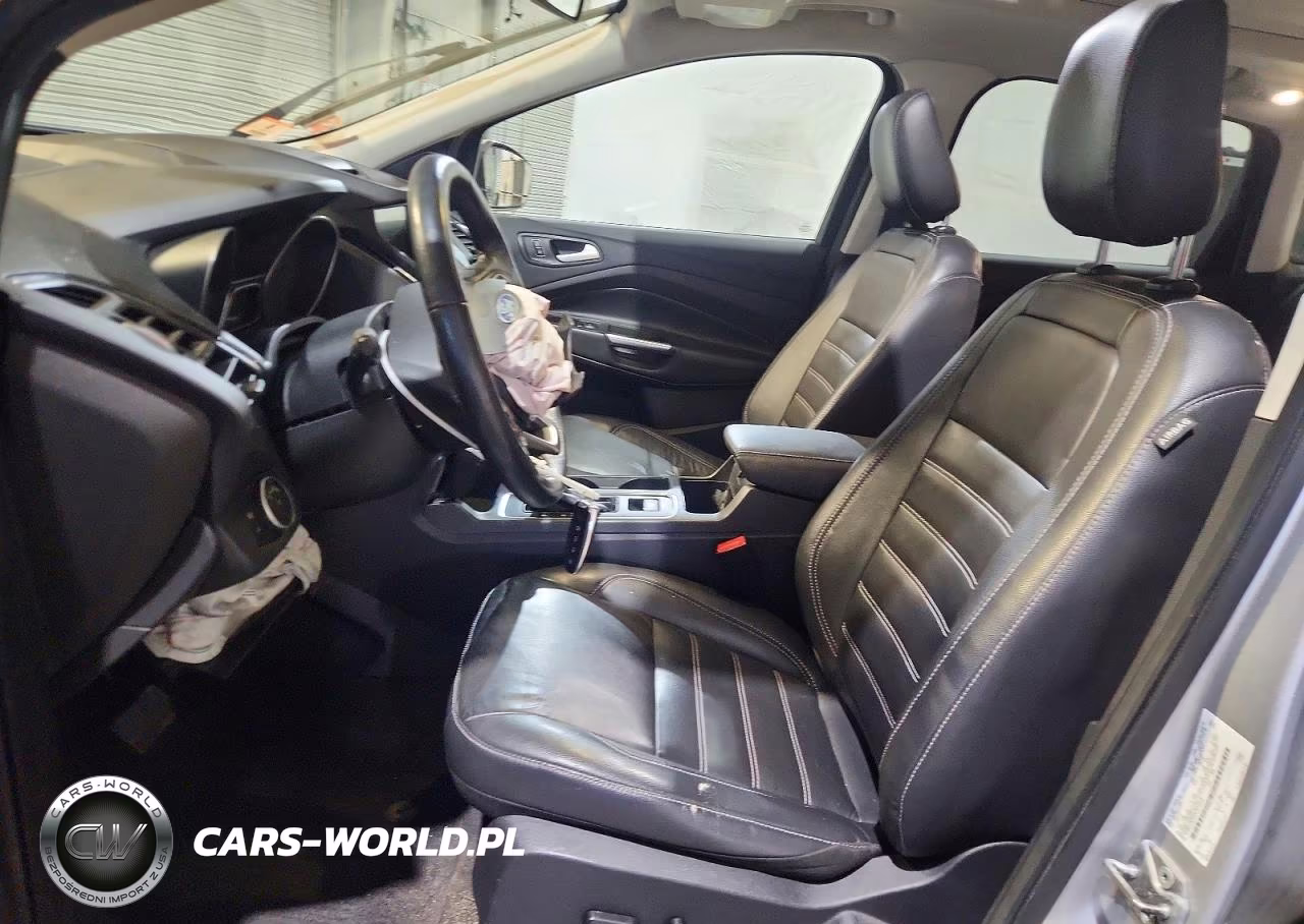 2018 Ford Escape Titanium VIN:1FMCU9J93JUB18228 - 7