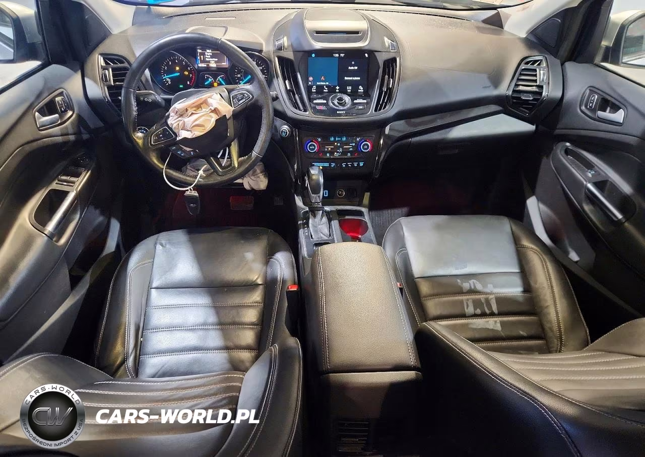 2018 Ford Escape Titanium VIN:1FMCU9J93JUB18228 - 8