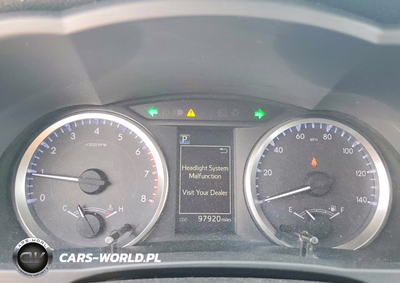 2019 Toyota Highlander Le VIN:5TDZARFH2KS051988 - 9