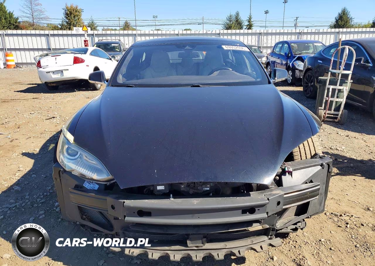 2015 Tesla Model S VIN:5YJSA1E25FF108551 - 5
