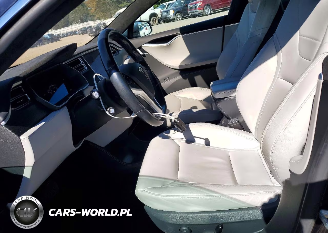 2015 Tesla Model S VIN:5YJSA1E25FF108551 - 7