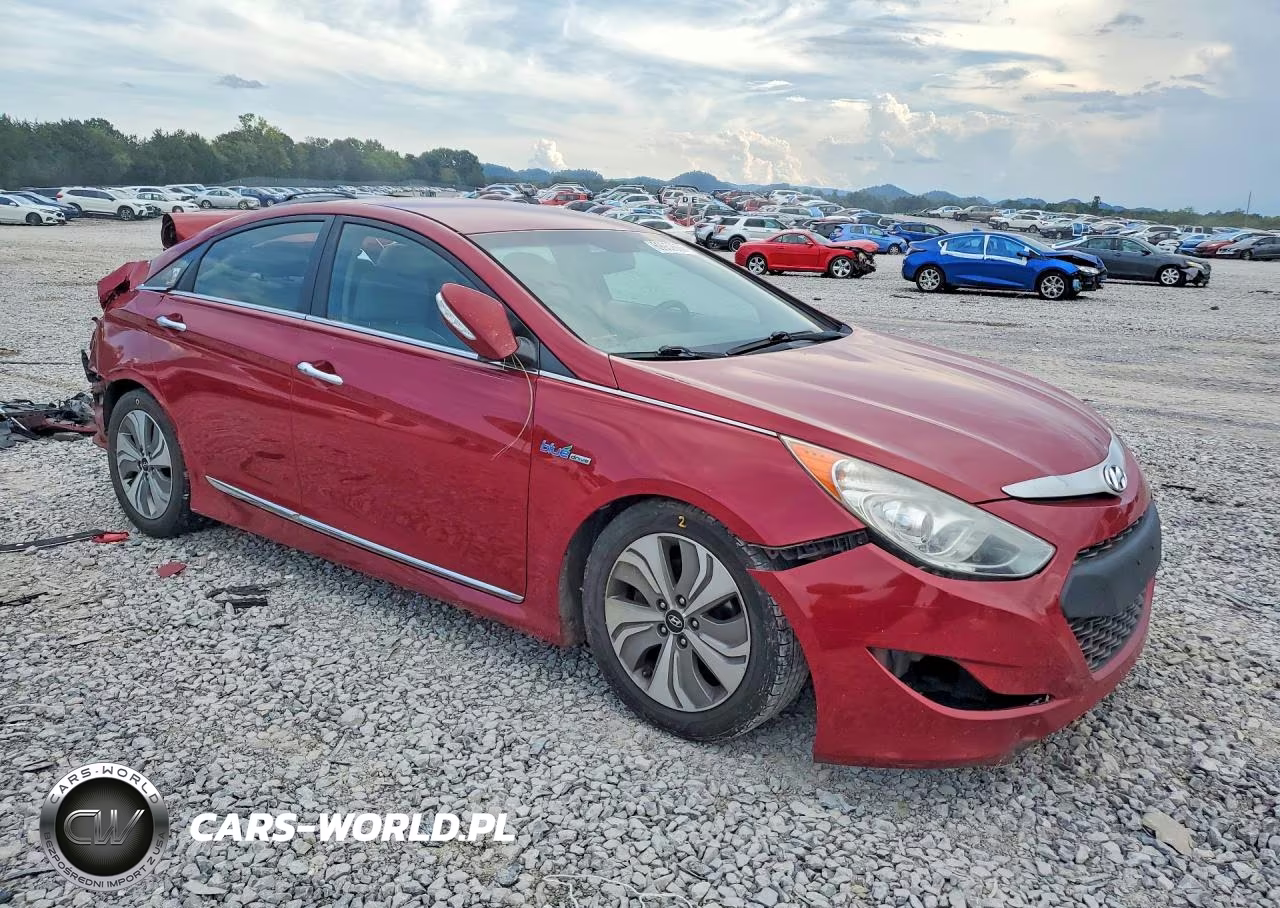 2013 Hyundai Sonata Hybrid VIN:KMHEC4A49DA081677 - 4