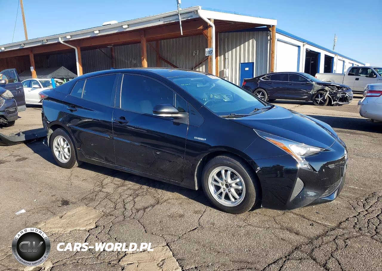 2016 Toyota Prius Two VIN:JTDKBRFU4G3513164 - 4