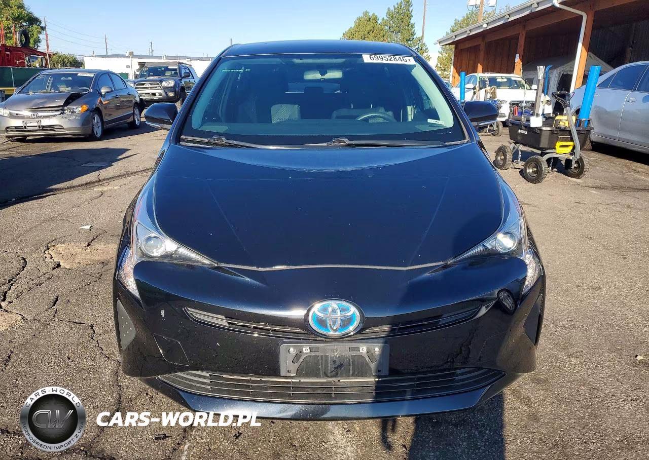 2016 Toyota Prius Two VIN:JTDKBRFU4G3513164 - 5