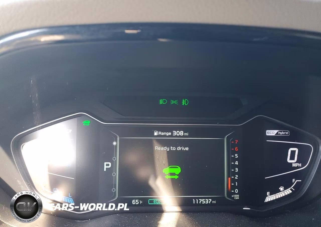2020 Kia Niro Touring VIN:KNDCC3LC2L5394653 - 9