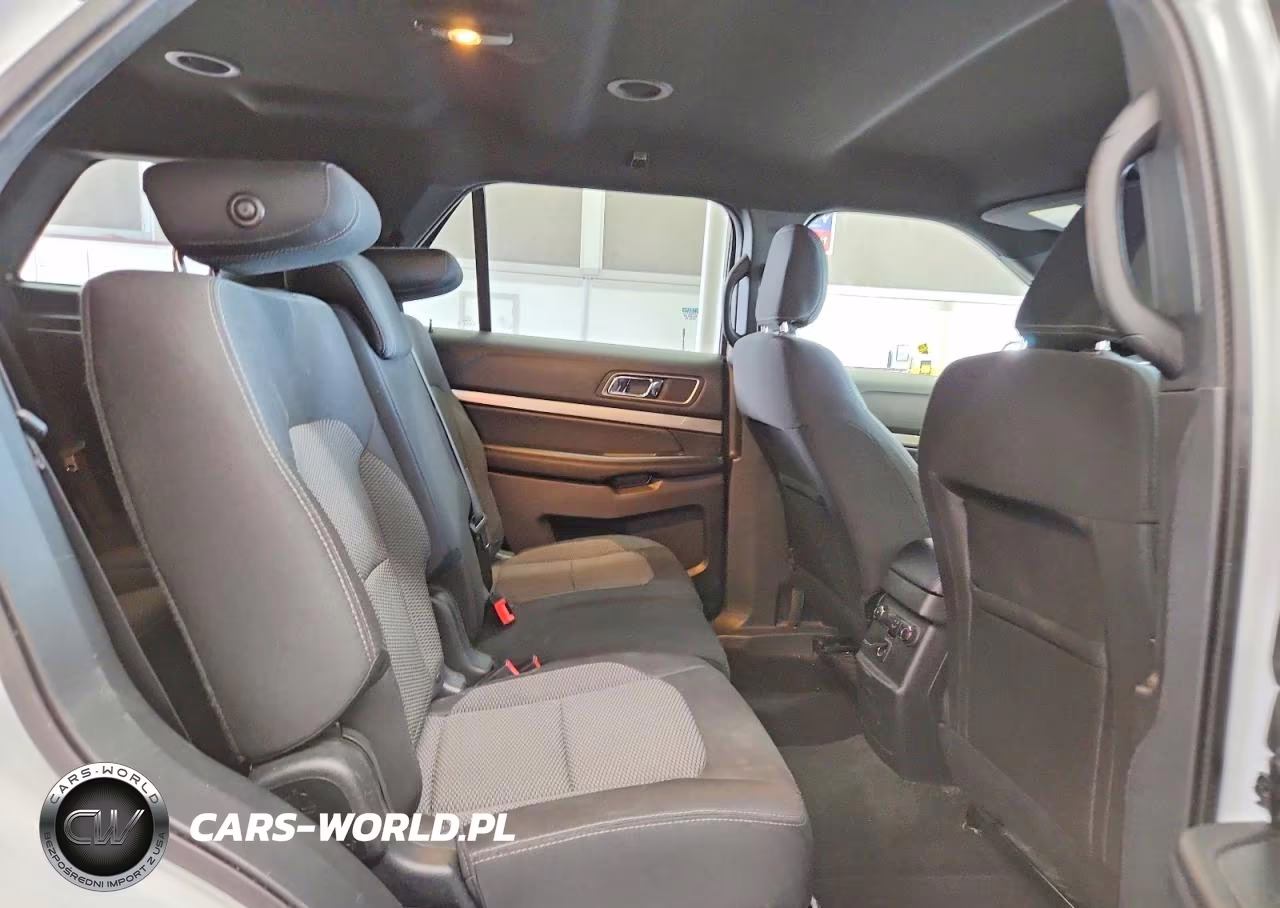 2018 Ford Explorer Xlt VIN:1FM5K8D80JGA89149 - 11