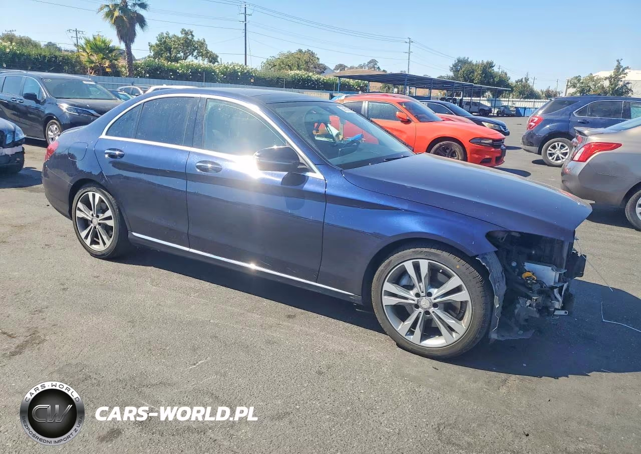 2016 Mercedes-Benz C 300 VIN:55SWF4JB4GU174938 - 4
