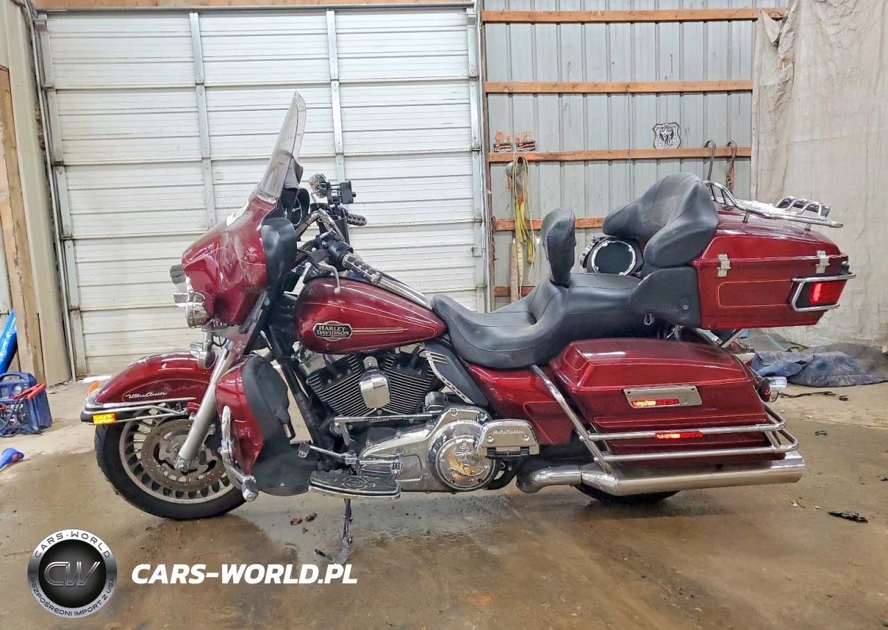 2010 Harley-Davidson Flhtcu VIN:1HD1FC419AB671971 - 3