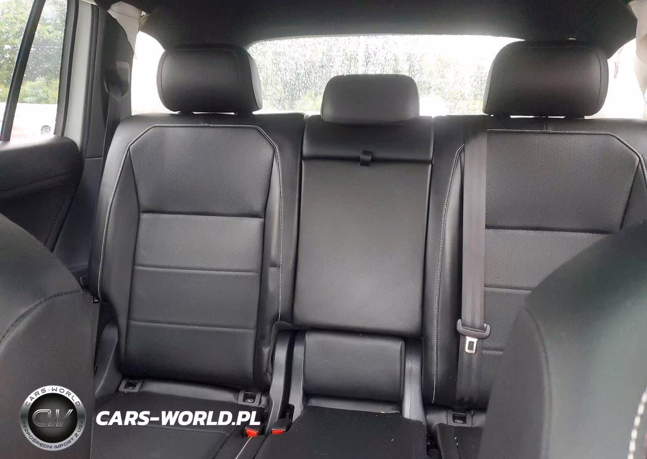 2021 Volkswagen Tiguan Se VIN:3VV2B7AX4MM147918 - 10