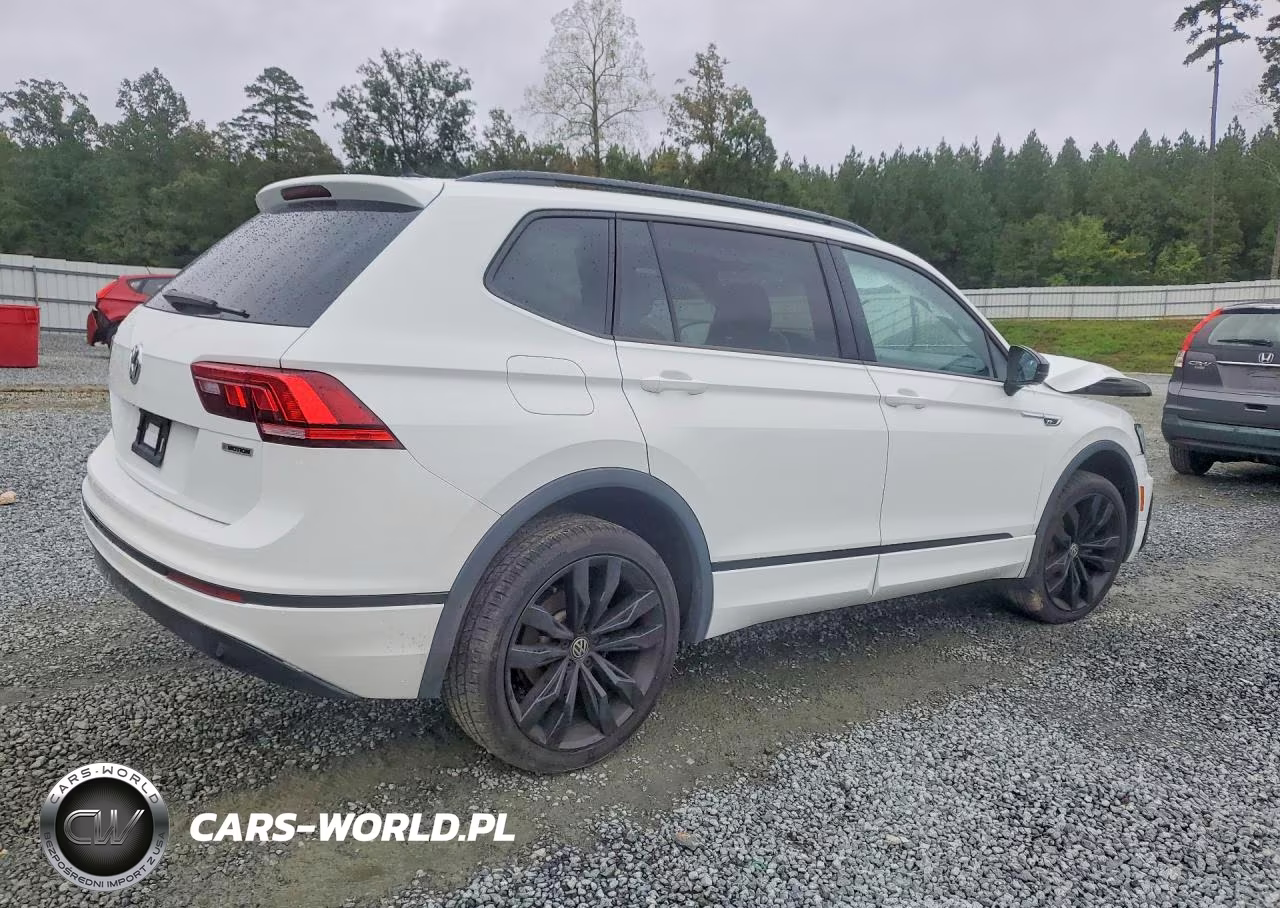 2021 Volkswagen Tiguan Se VIN:3VV2B7AX4MM147918 - 3