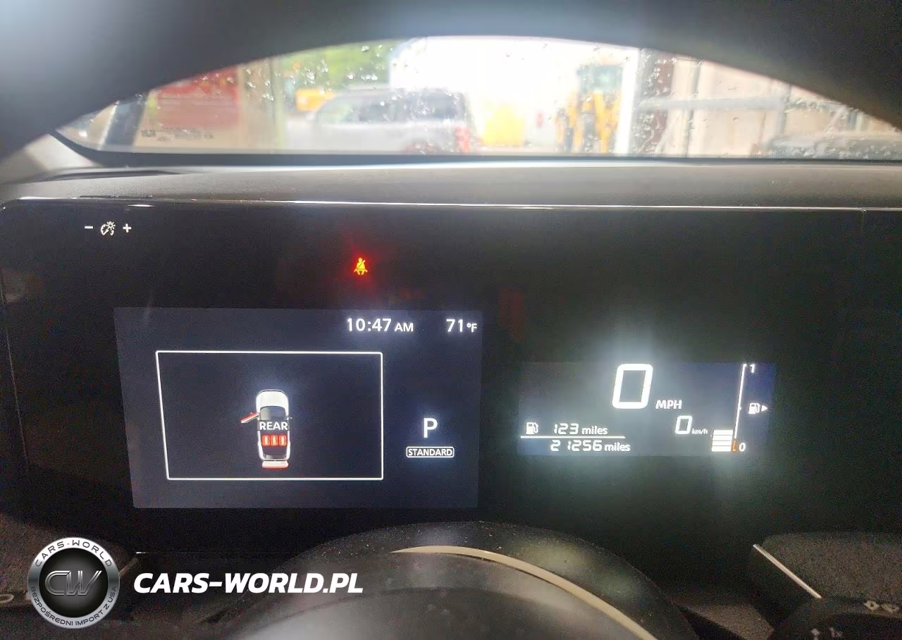 2025 Nissan Kicks Sv VIN:3N8AP6CB8SL435245 - 9