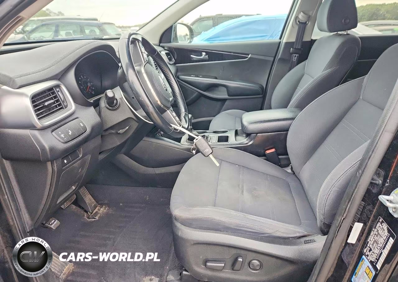 2019 Kia Sorento Lx VIN:5XYPGDA3XKG434143 - 7