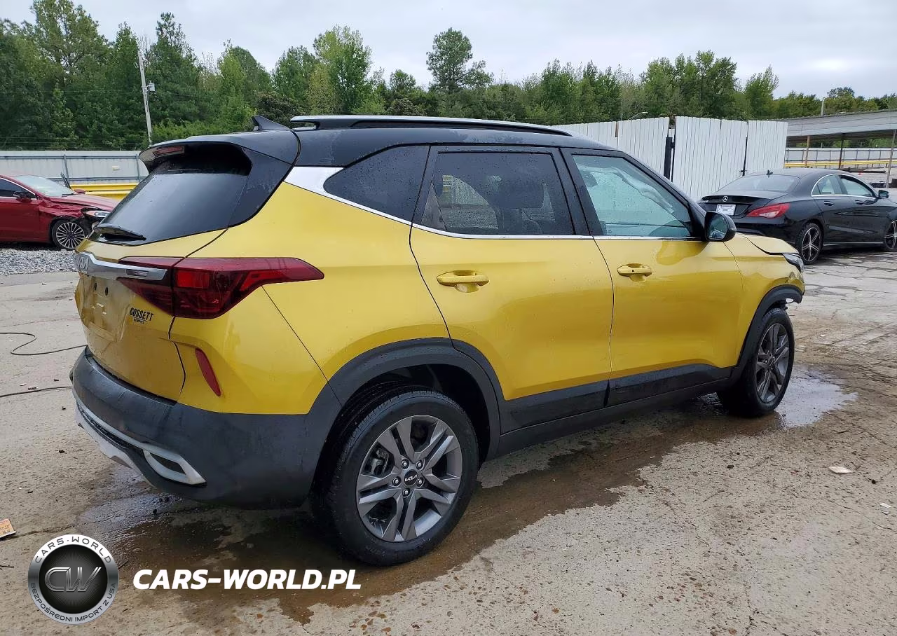 2023 Kia Seltos S VIN:KNDEU2AA2P7399329 - 3