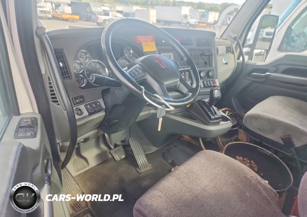2018 Kenworth T680 Semi Truck VIN:1XKYA48X5JJ204270 - 8