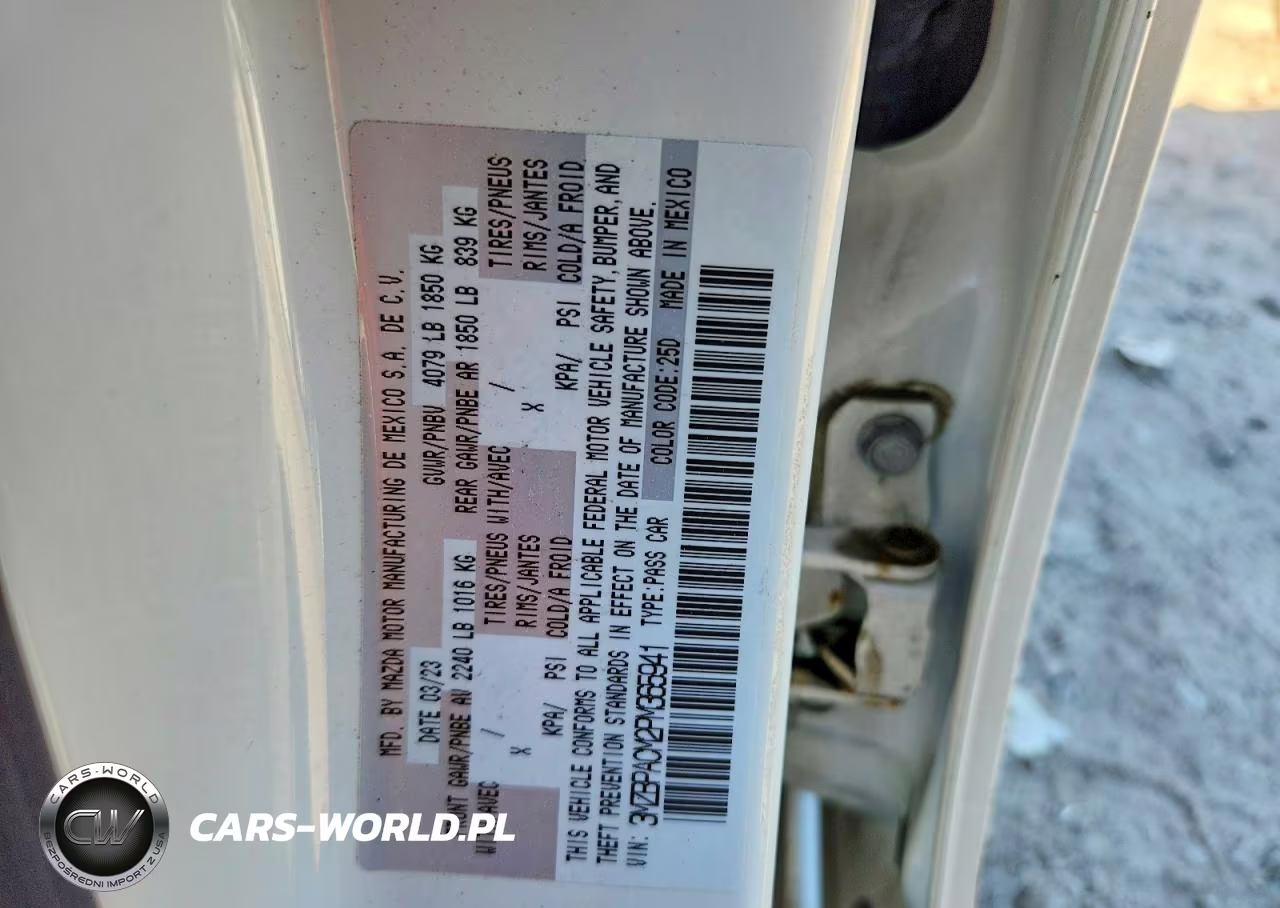 2023 Mazda 3 Preferred VIN:3MZBPACM2PM365941 - 12