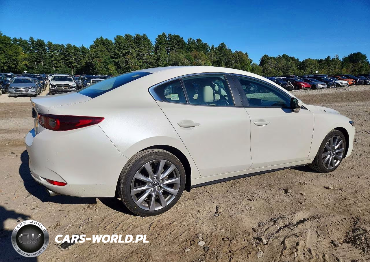 2023 Mazda 3 Preferred VIN:3MZBPACM2PM365941 - 3