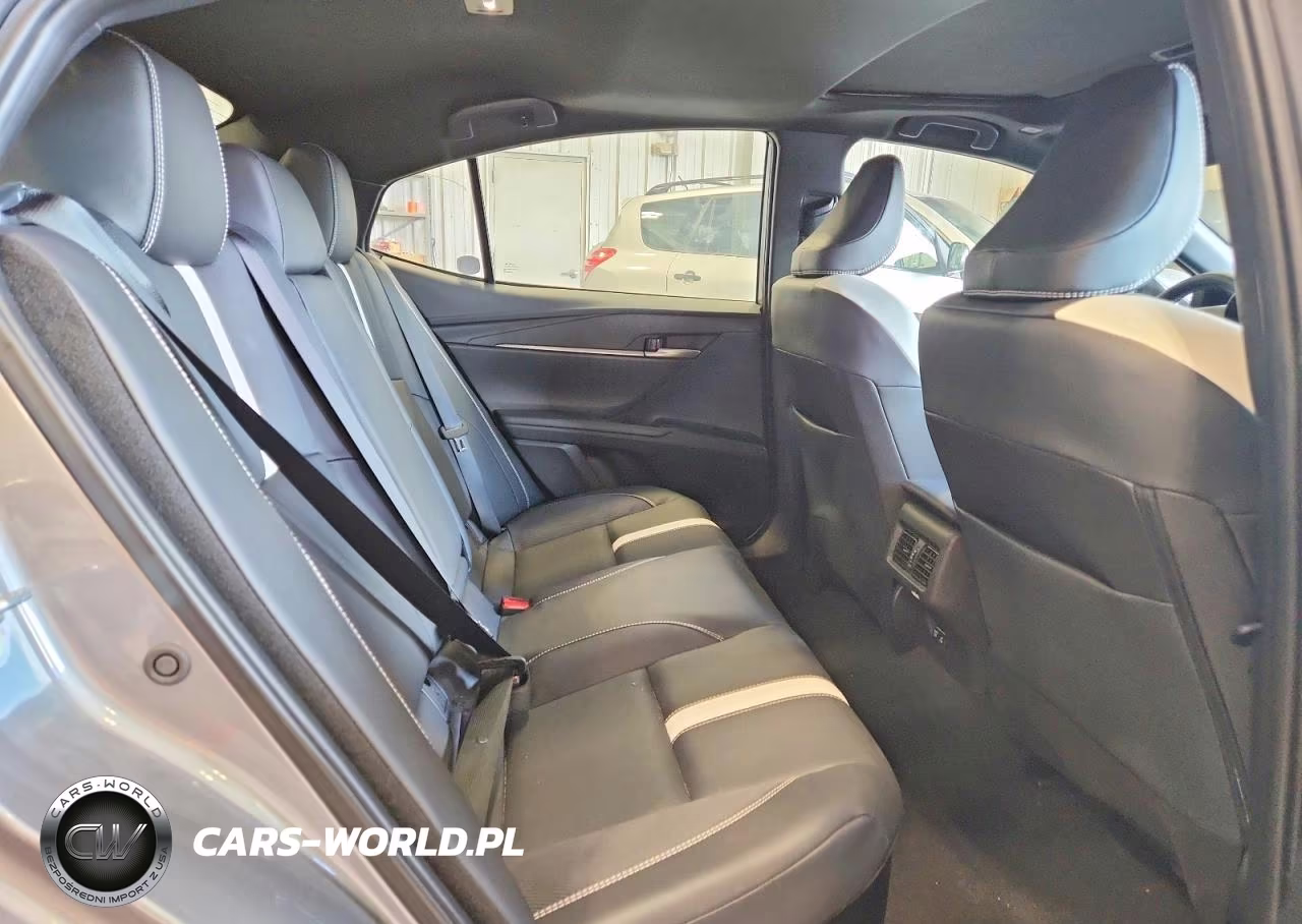 2025 Toyota Camry Se VIN:4T1DBADK2SU500570 - 10