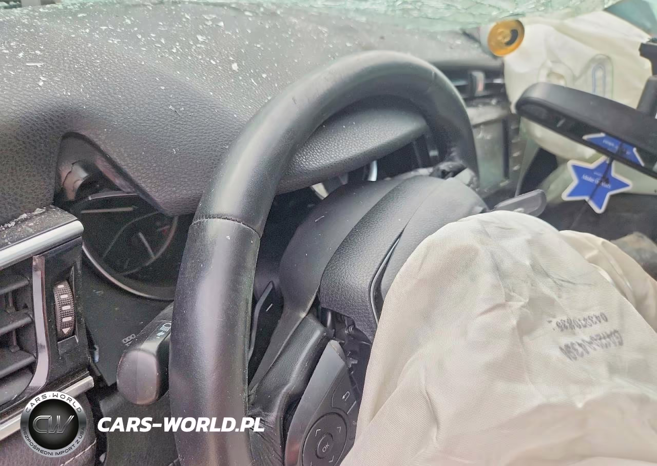 2018 Toyota Camry Se VIN:4T1B11HK4JU005645 - 9