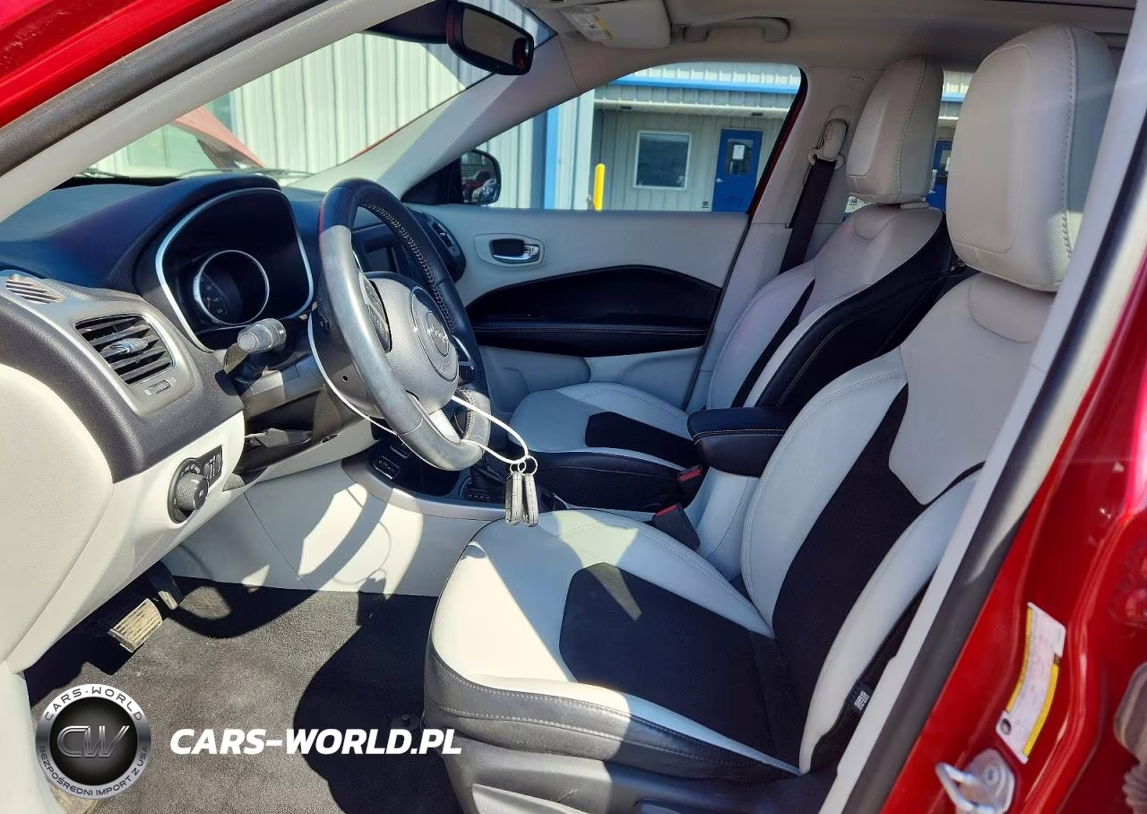 2018 Jeep Compass Latitude VIN:3C4NJCBB2JT494546 - 7