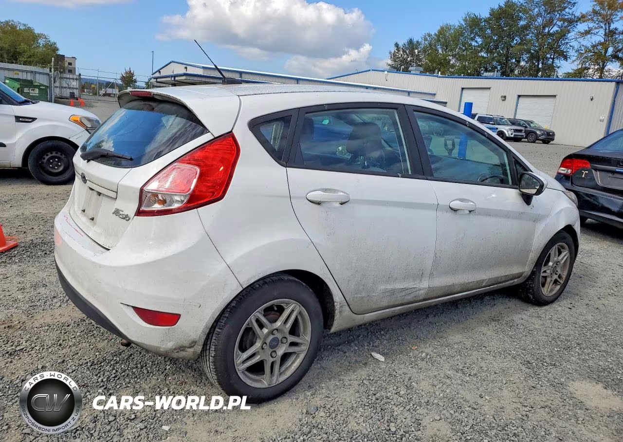 2018 Ford Fiesta Se VIN:3FADP4EJXJM101220 - 3