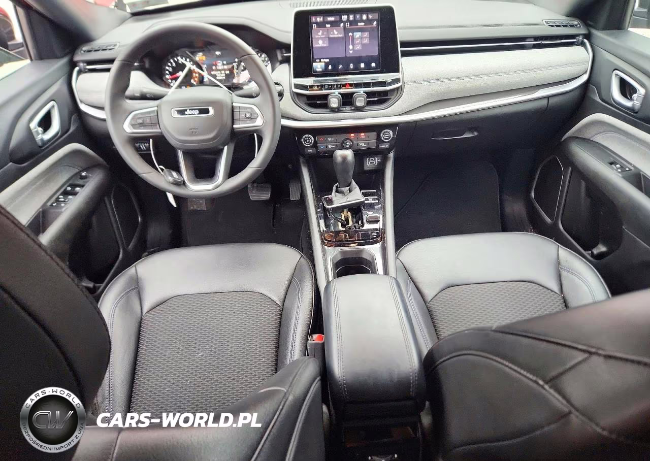 2025 Jeep Compass Latitude VIN:3C4NJDBN4ST580751 - 8
