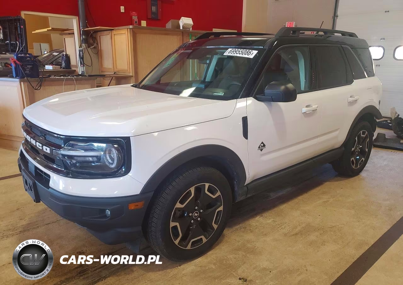 2022 Ford Bronco Sport Outer Banks VIN:3FMCR9C62NRD69081 - 1