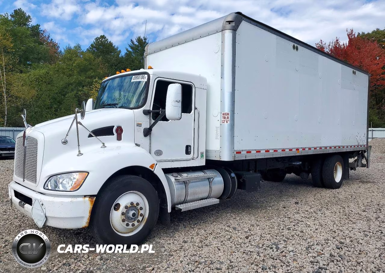 2013 Kenworth T370 Box Truck