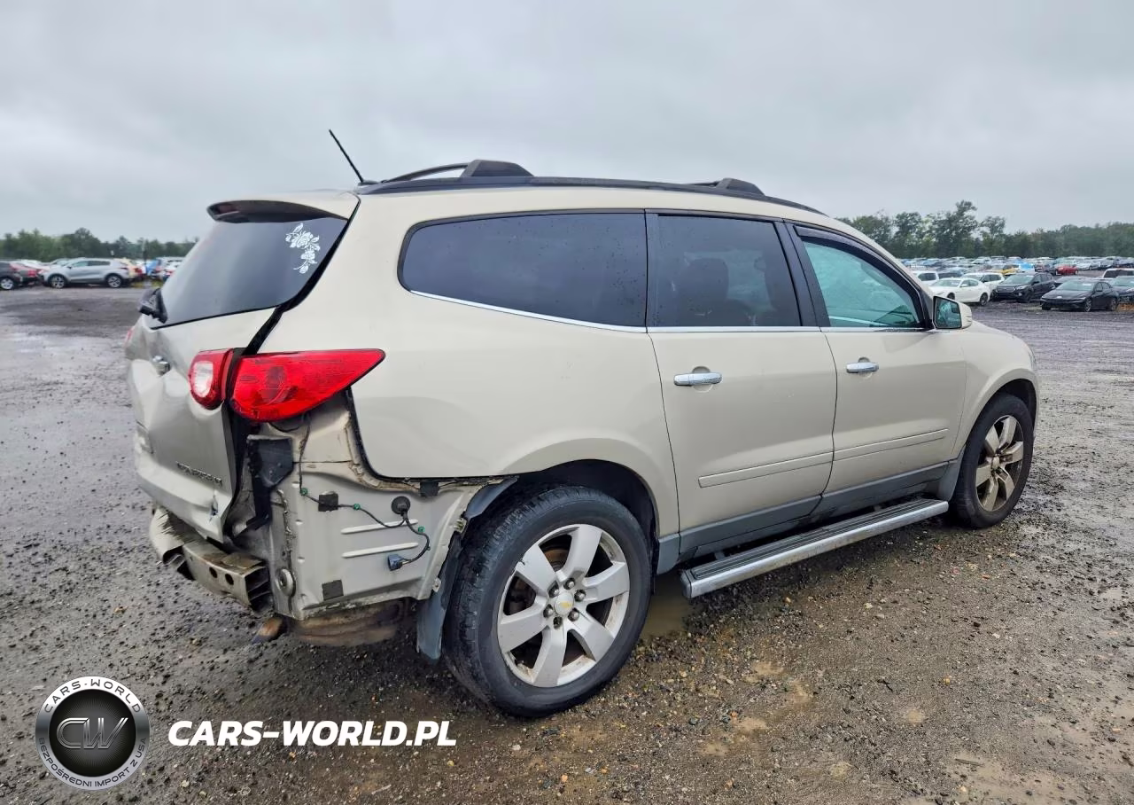 2011 Chevrolet Traverse Lt VIN:1GNKVGED2BJ406297 - 3