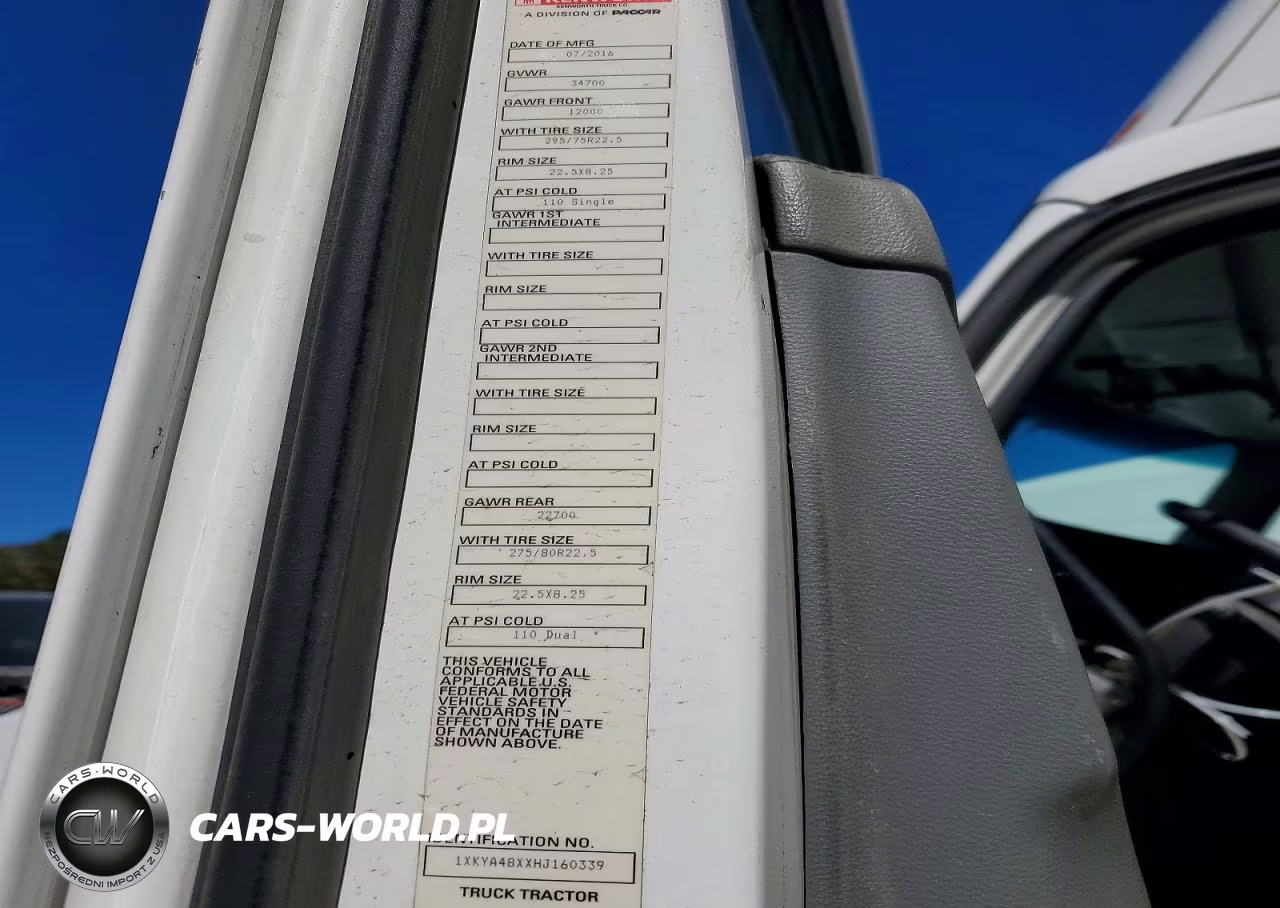 2017 Kenworth T680 Semi Truck VIN:1XKYA48XXHJ160339 - 11