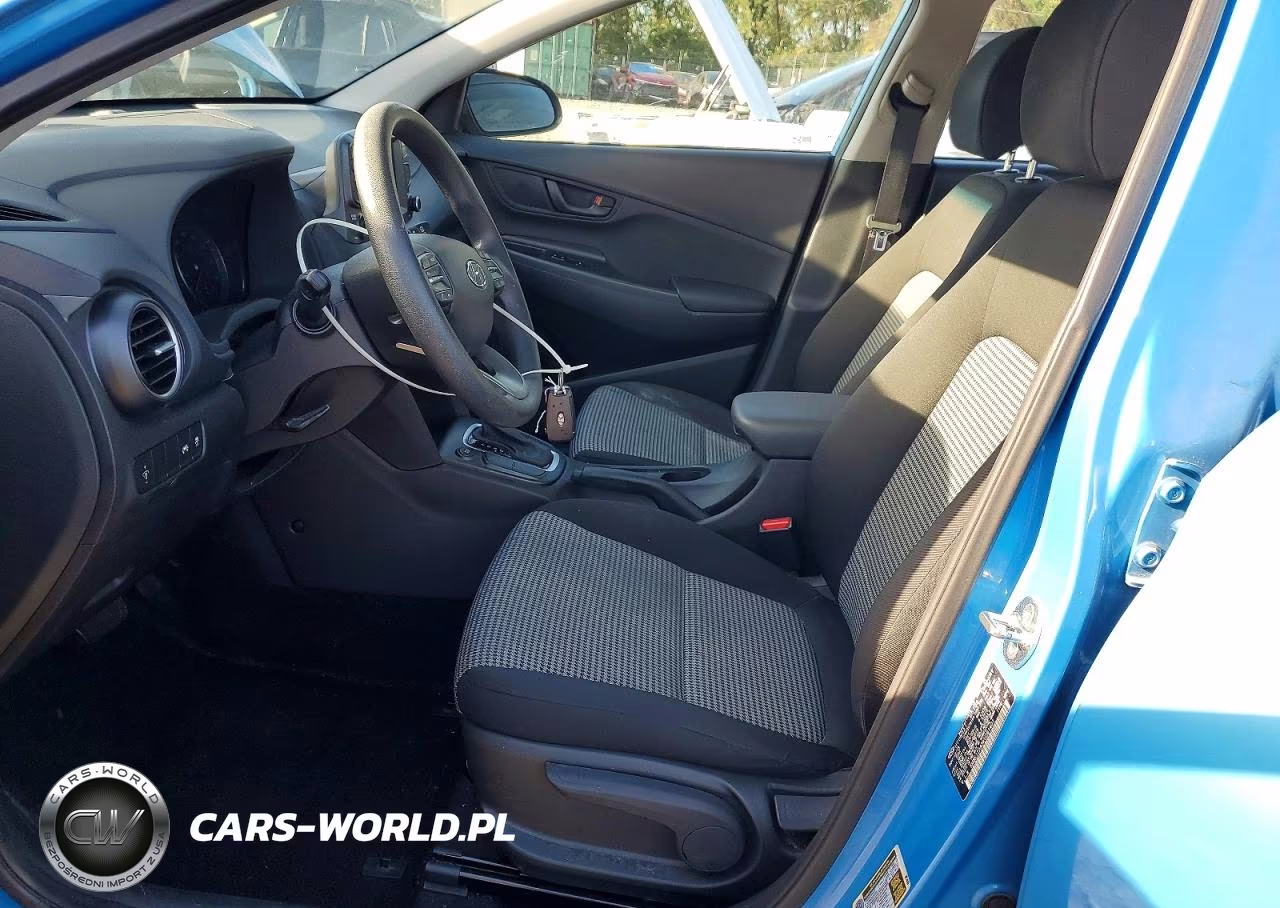 2019 Hyundai Kona Se VIN:KM8K12AA5KU261401 - 7