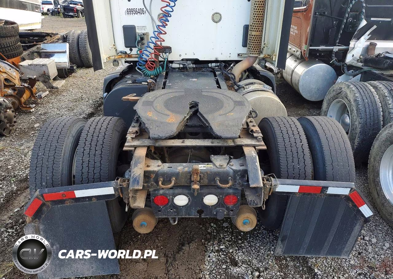 2016 Kenworth T680 Semi Truck VIN:1XKYA48X8GJ496408 - 13