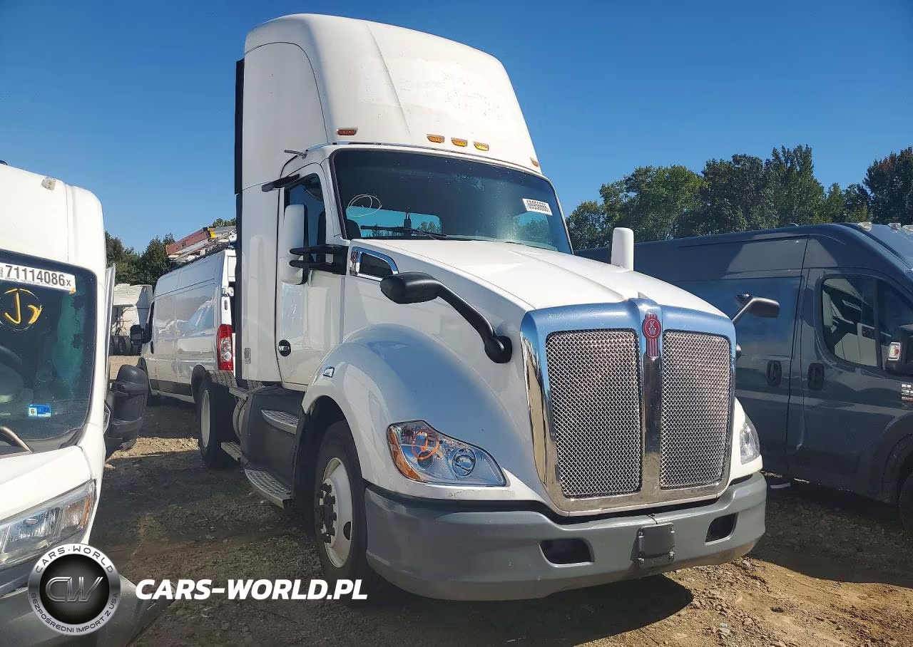2017 Kenworth T680 Semi Truck VIN:1XKYA48X2HJ160321 - 4