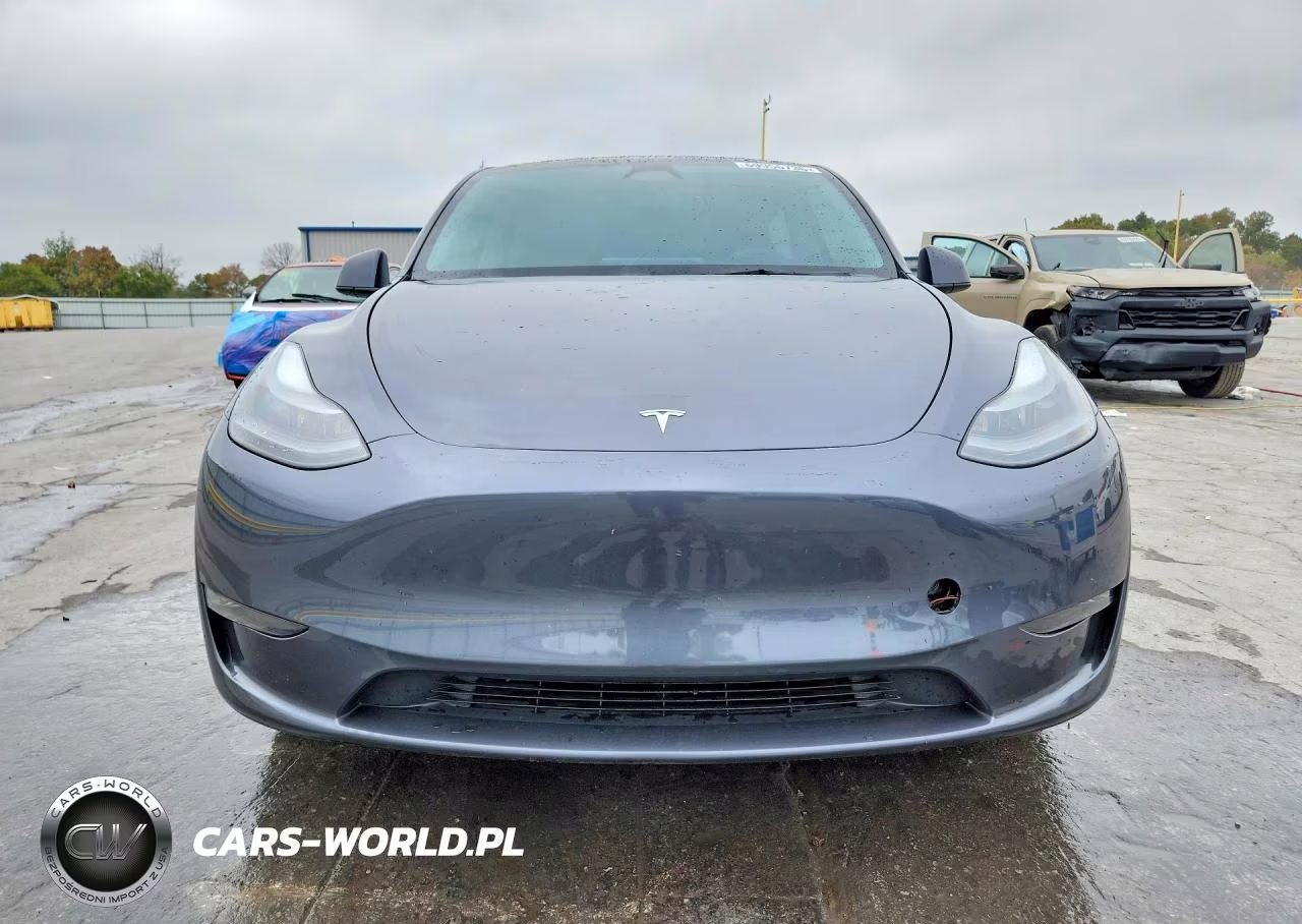 2023 Tesla Model Y VIN:7SAYGDEF5PF945494 - 5